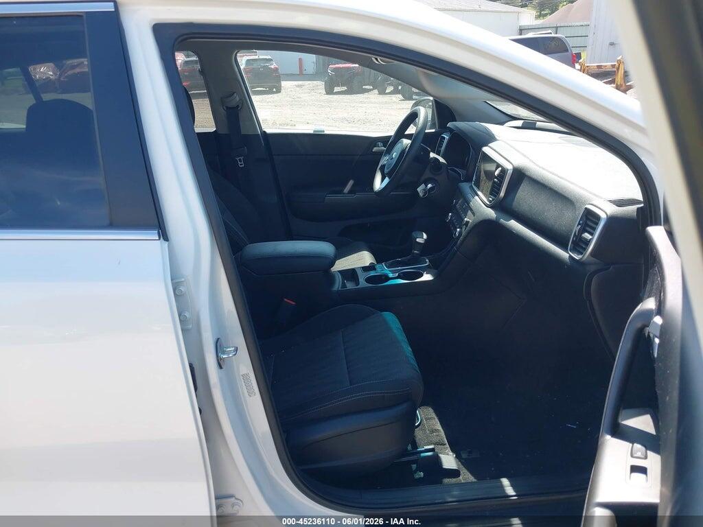 KNDPMCAC8N7981724 2022 KIA SPORTAGE photo no. 5