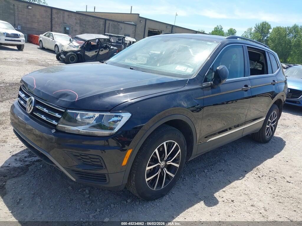 3VV2B7AX0MM047637 2021 VOLKSWAGEN TIGUAN photo no. 2