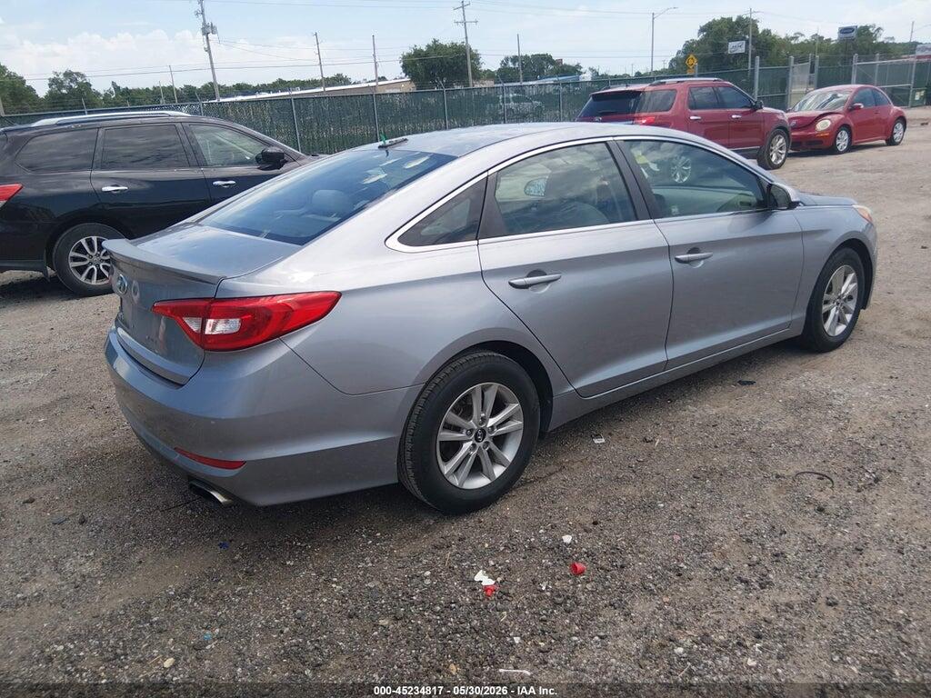 5NPE24AF6FH025815 2015 HYUNDAI SONATA photo no. 4