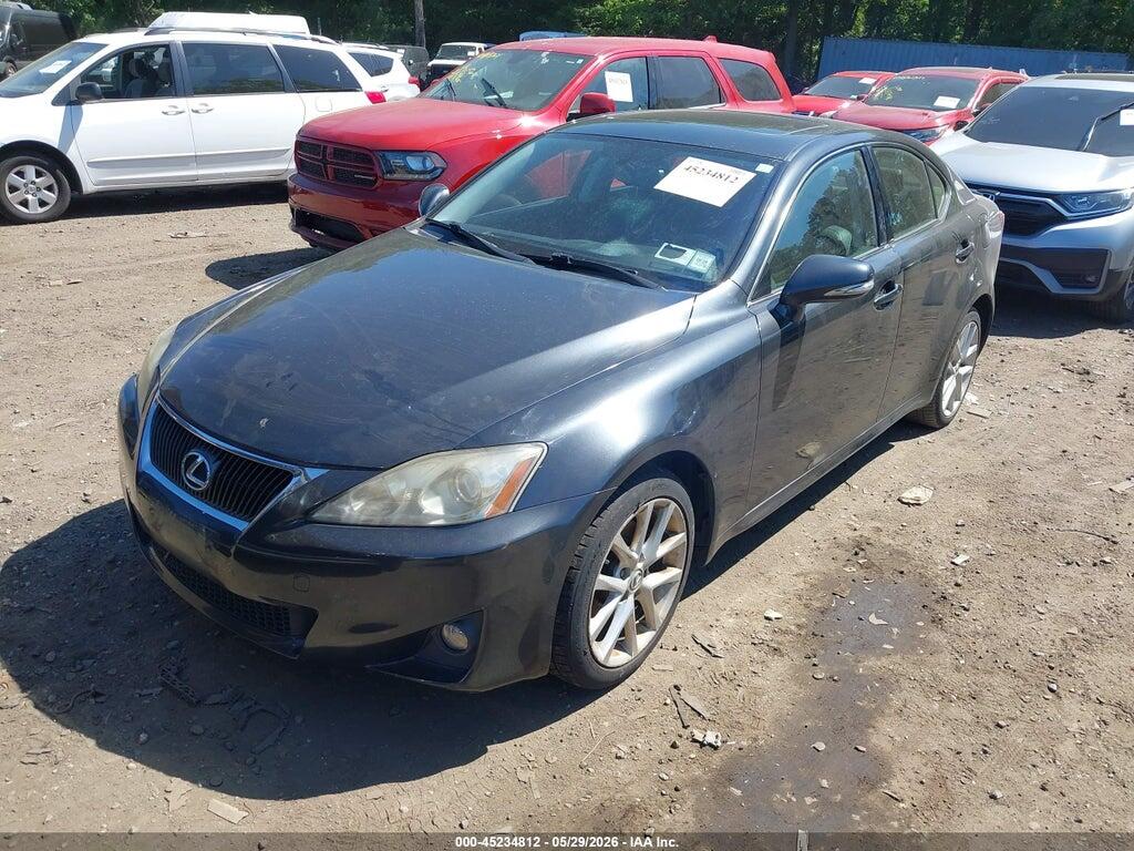 JTHCF5C26B5046748 2011 LEXUS IS 250 photo no. 2