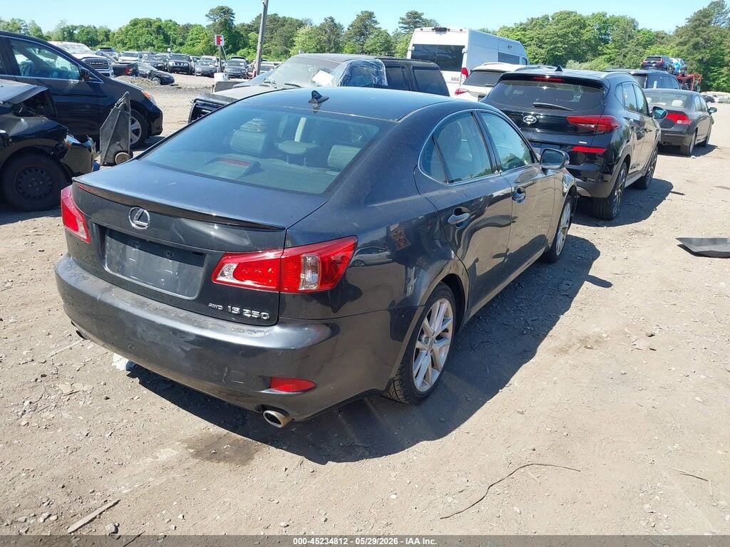 JTHCF5C26B5046748 2011 LEXUS IS 250 photo no. 4