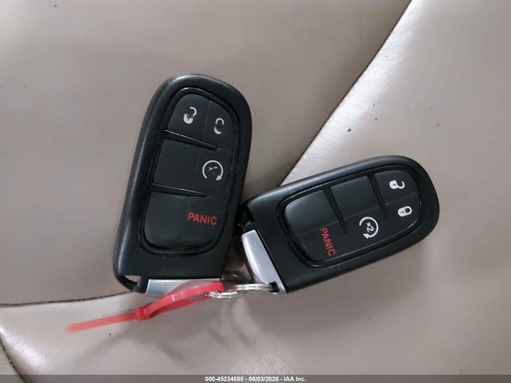 1C4PJMDS5HW613173 2017 JEEP CHEROKEE photo no. 11