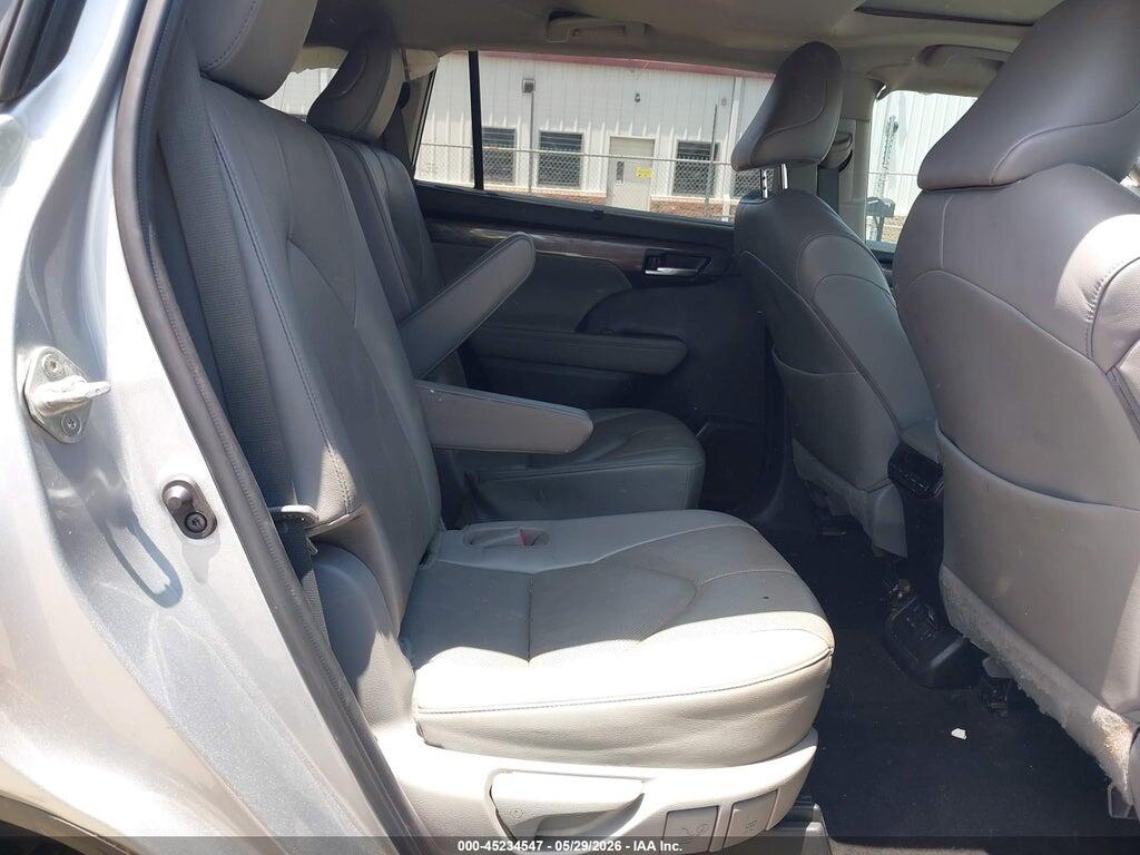 5TDKDRBH2PS035635 2023 TOYOTA HIGHLANDER photo no. 8