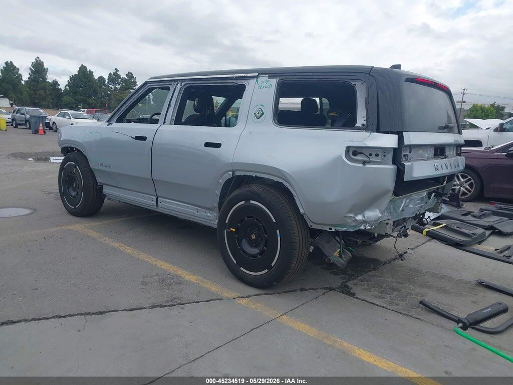 7PDSGBBAXSN052871 2025 RIVIAN R1S photo no. 3