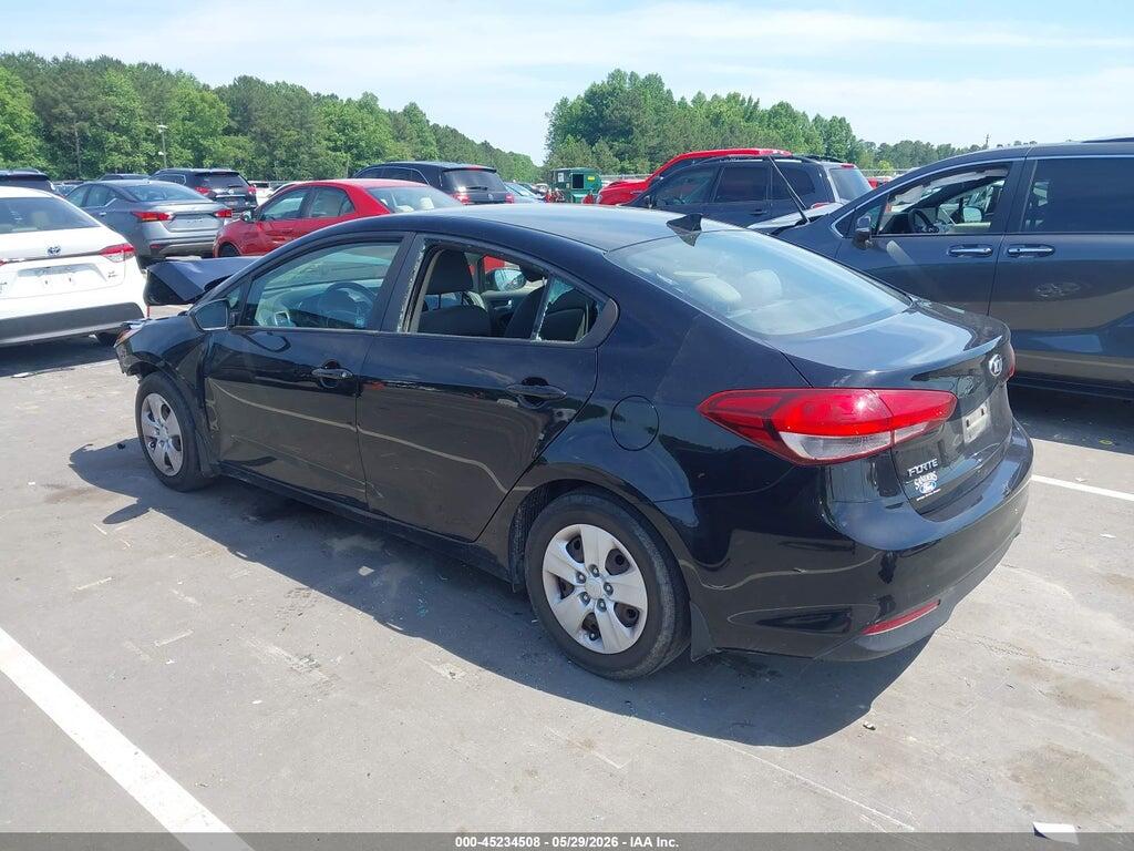 3KPFK4A71JE236320 2018 KIA FORTE photo no. 3