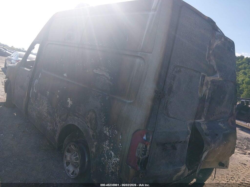 1N6BF0LX6DN114087 2013 NISSAN NV CARGO NV2500 HD photo no. 3