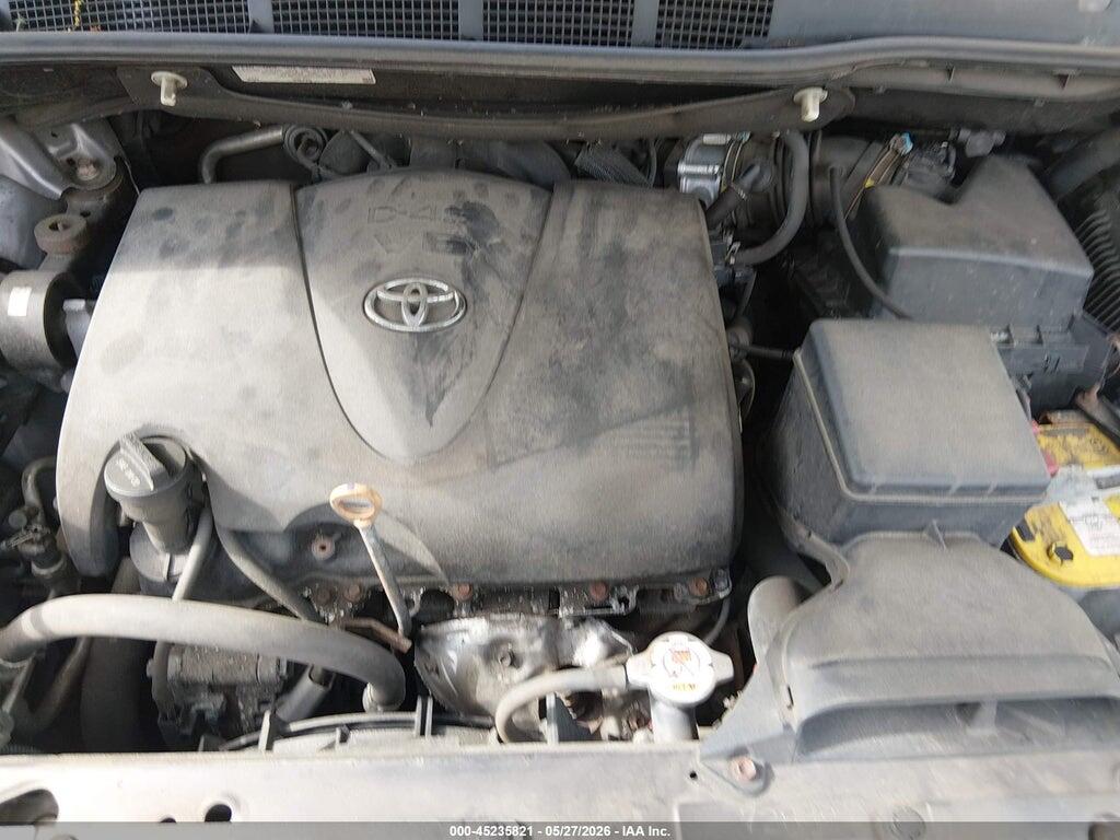 5TDYZ3DC0KS001454 2019 TOYOTA SIENNA photo no. 10