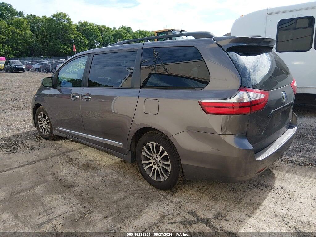 5TDYZ3DC0KS001454 2019 TOYOTA SIENNA photo no. 3