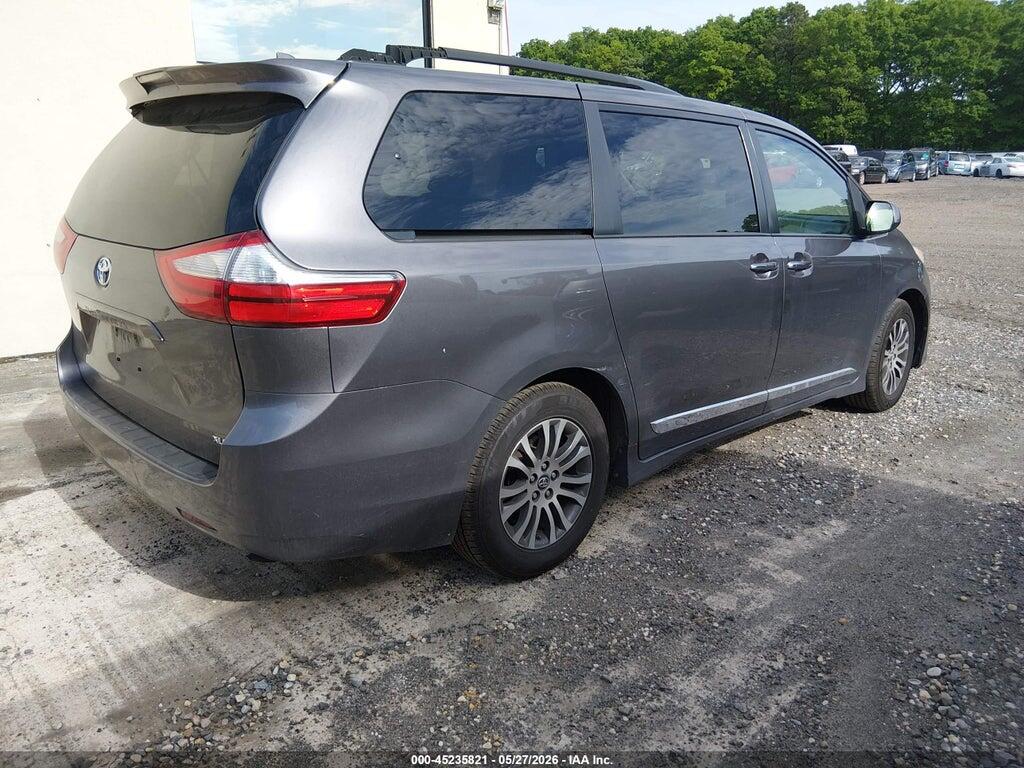 5TDYZ3DC0KS001454 2019 TOYOTA SIENNA photo no. 4