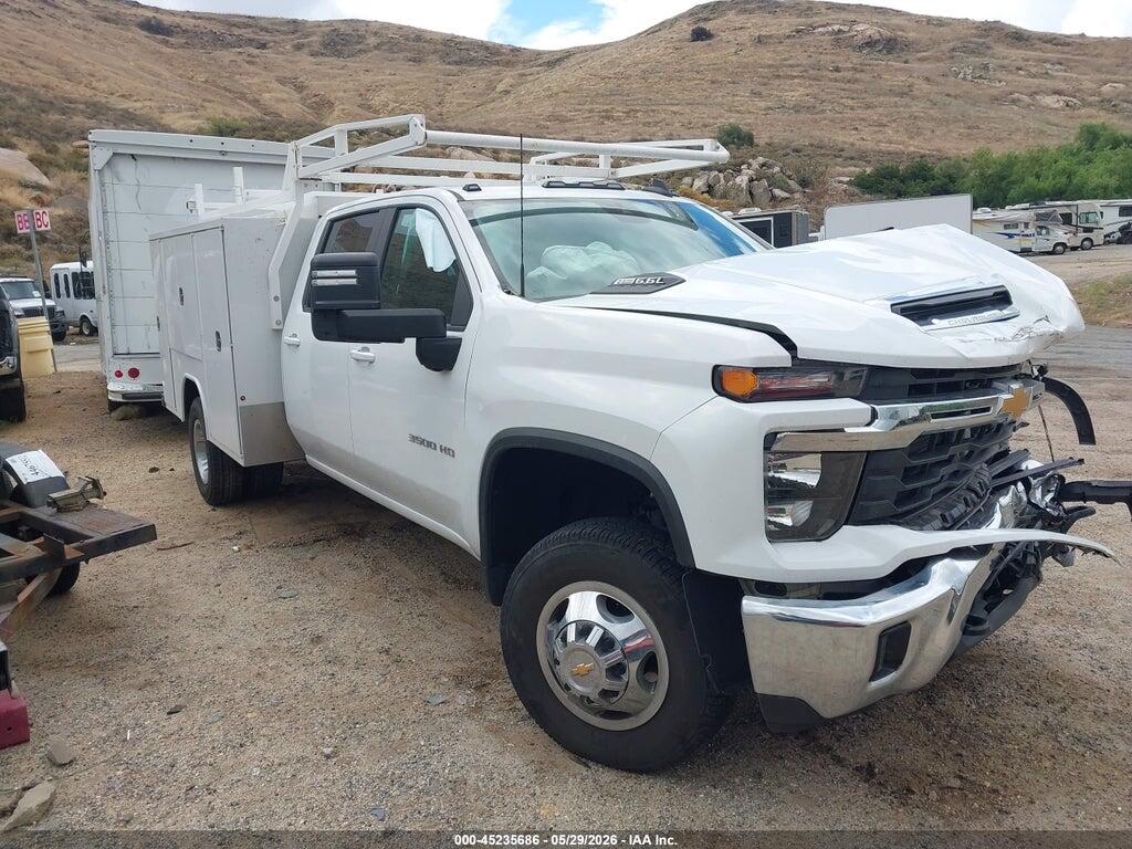 1GB4WSE77RF294030 2024 CHEVROLET SILVERADO 3500HD CHASSIS photo no. 1