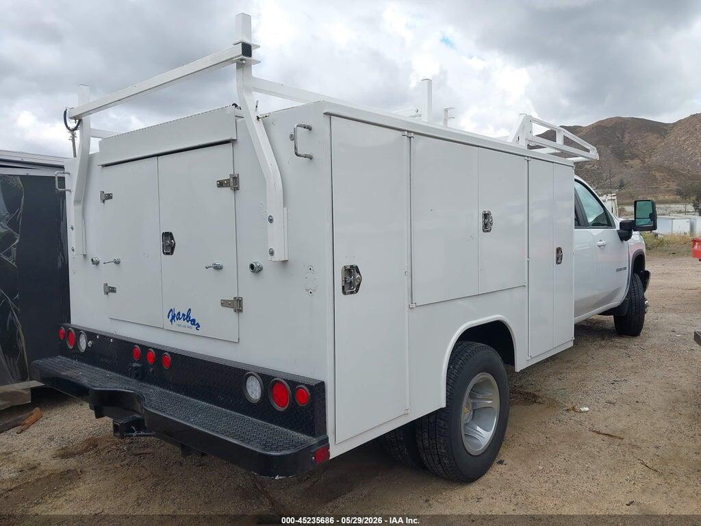 1GB4WSE77RF294030 2024 CHEVROLET SILVERADO 3500HD CHASSIS photo no. 4