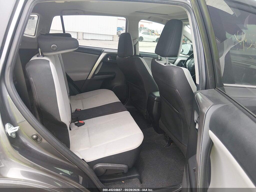 JTMWFREV3HJ124755 2017 TOYOTA RAV4 photo no. 8