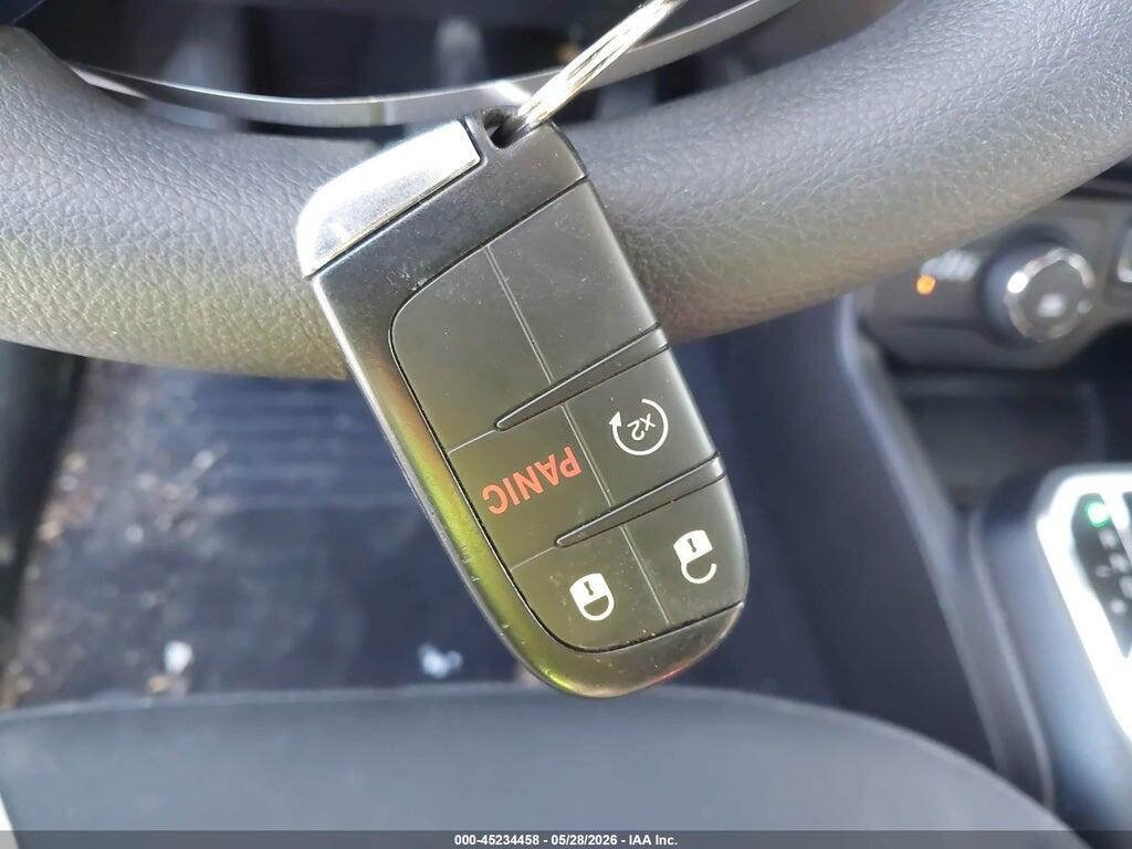 ZACNJDB1XPPP70515 2023 JEEP RENEGADE photo no. 11