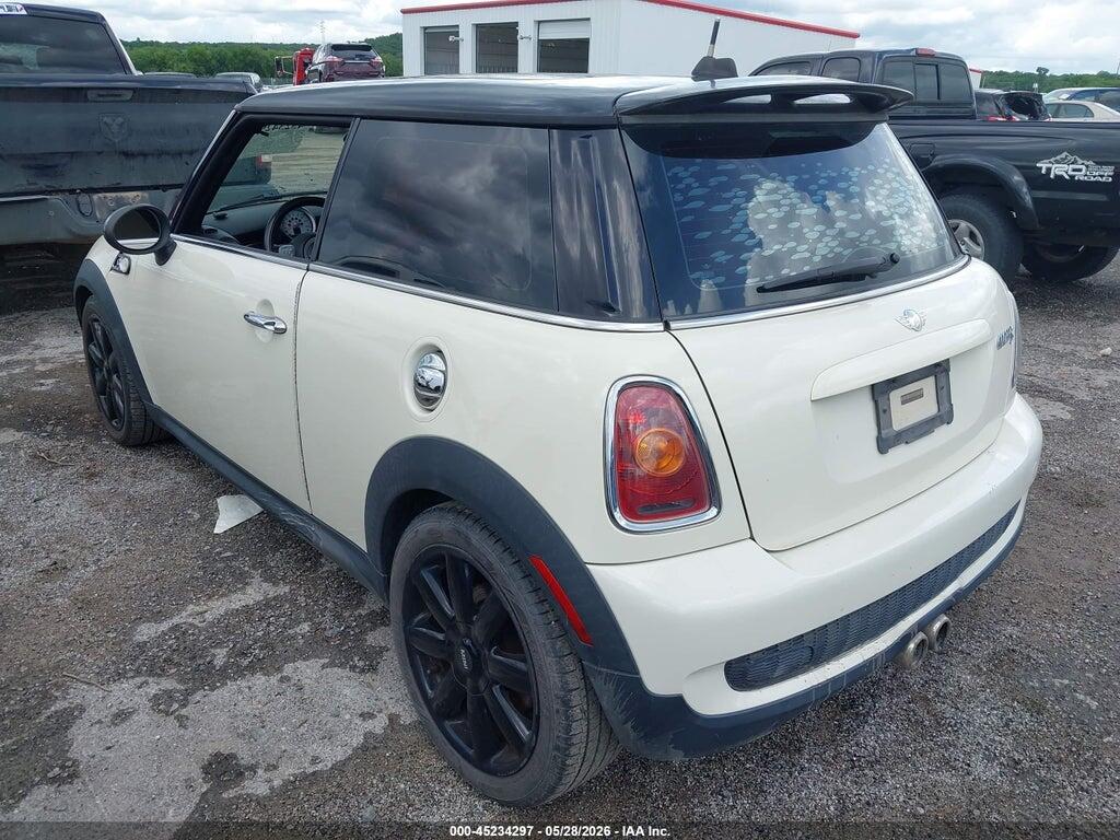 WMWMF7C53ATX42003 2010 MINI COOPER S photo no. 3