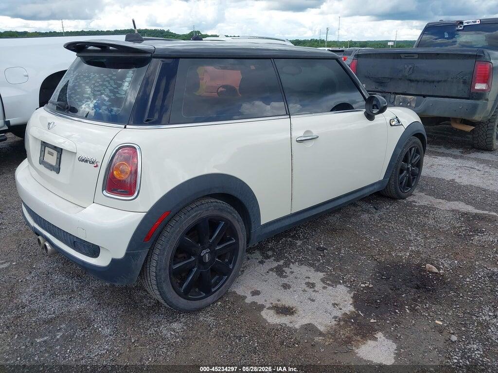 WMWMF7C53ATX42003 2010 MINI COOPER S photo no. 4