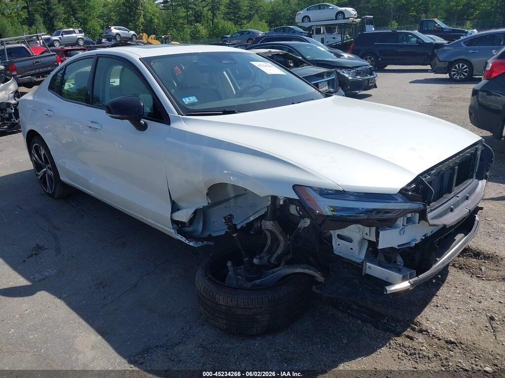 7JRL12TL0RG326575 2024 VOLVO S60 photo no. 1