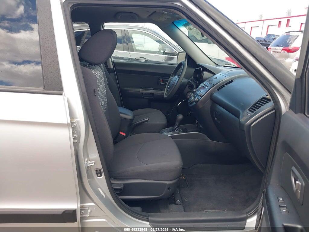 KNDJT2A28B7268117 2011 KIA SOUL photo no. 5
