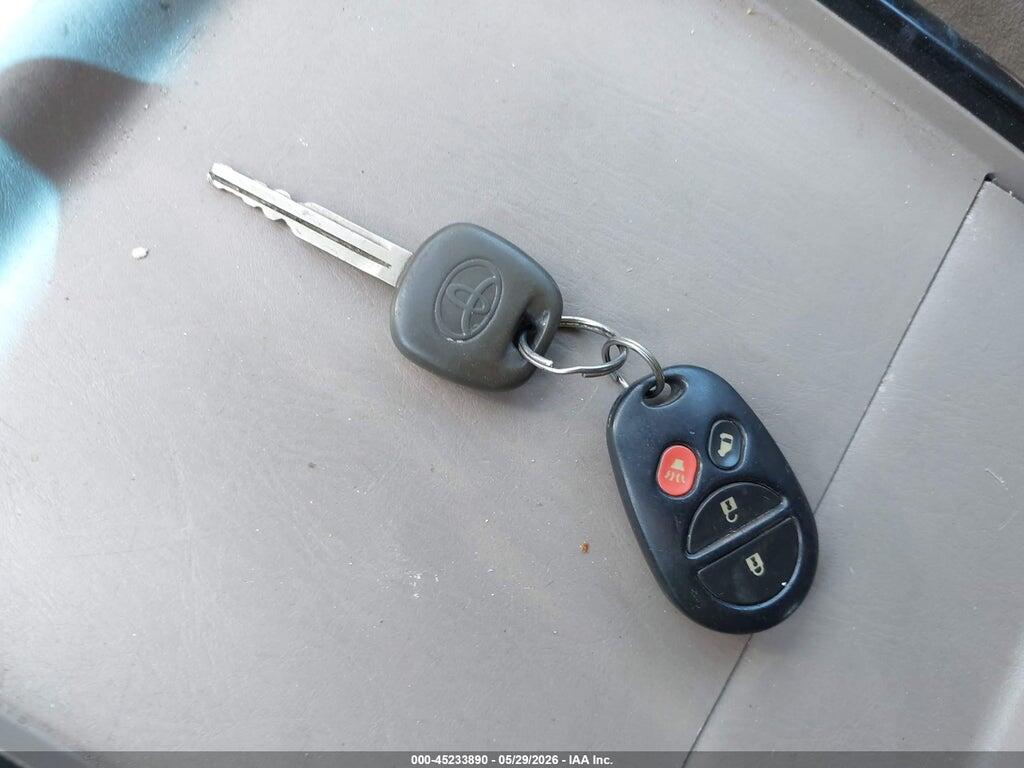 5TDZA23C25S360378 2005 TOYOTA SIENNA photo no. 11