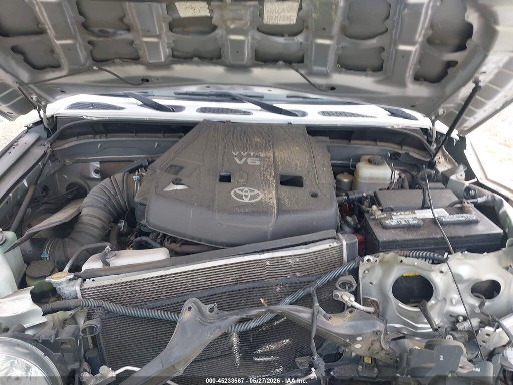 JTEBU11FX8K019107 2008 TOYOTA FJ CRUISER photo no. 10