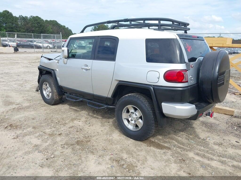 JTEBU11FX8K019107 2008 TOYOTA FJ CRUISER photo no. 3