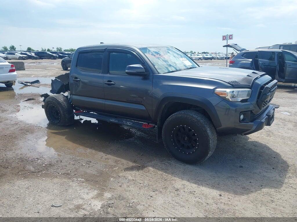 3TMAZ5CN9JM075471 2018 TOYOTA TACOMA photo no. 1
