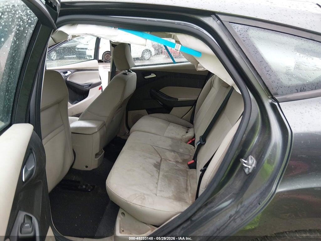 1FADP3K25HL249780 2017 FORD FOCUS photo no. 8