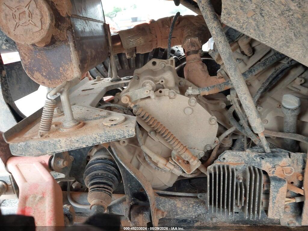 3JBAKAX25PE000186 2023 CAN-AM COMMANDER photo no. 8