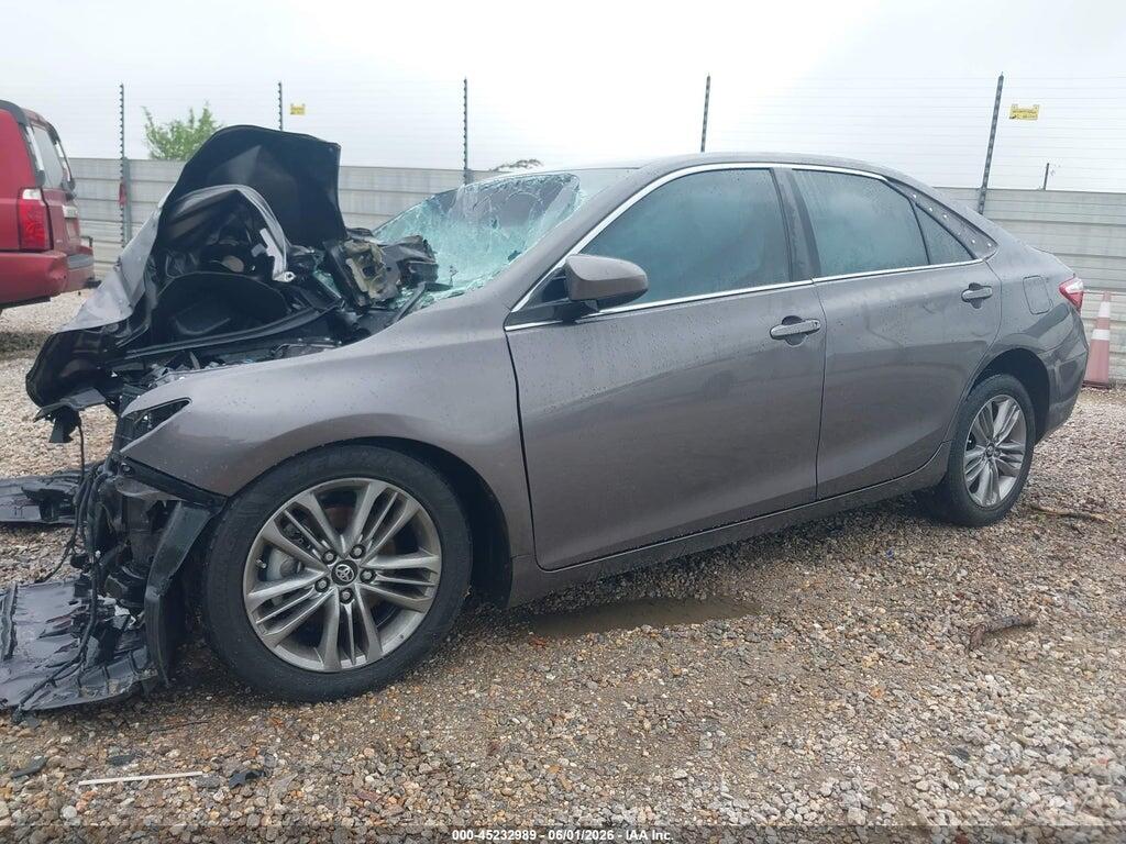 4T1BF1FKXFU055980 2015 TOYOTA CAMRY photo no. 2