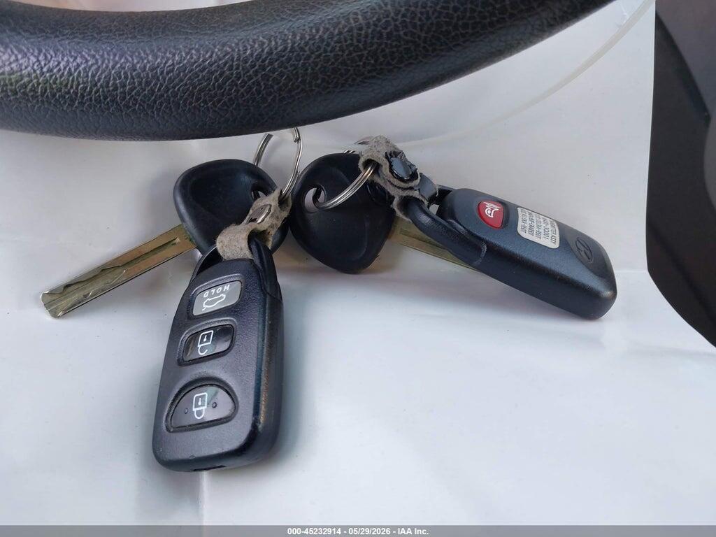 5NPEB4AC6CH323881 2012 HYUNDAI SONATA photo no. 11
