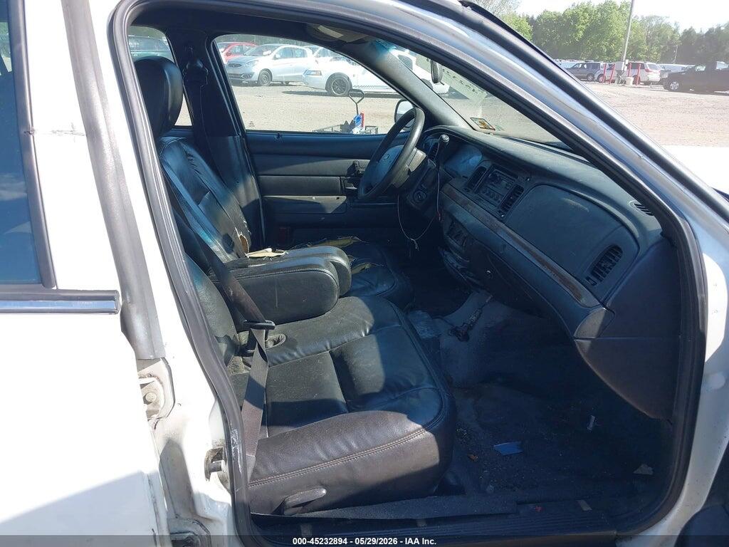 2FABP7AV0BX103999 2011 FORD CROWN VICTORIA photo no. 5