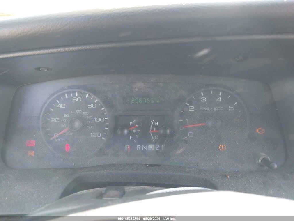 2FABP7AV0BX103999 2011 FORD CROWN VICTORIA photo no. 7