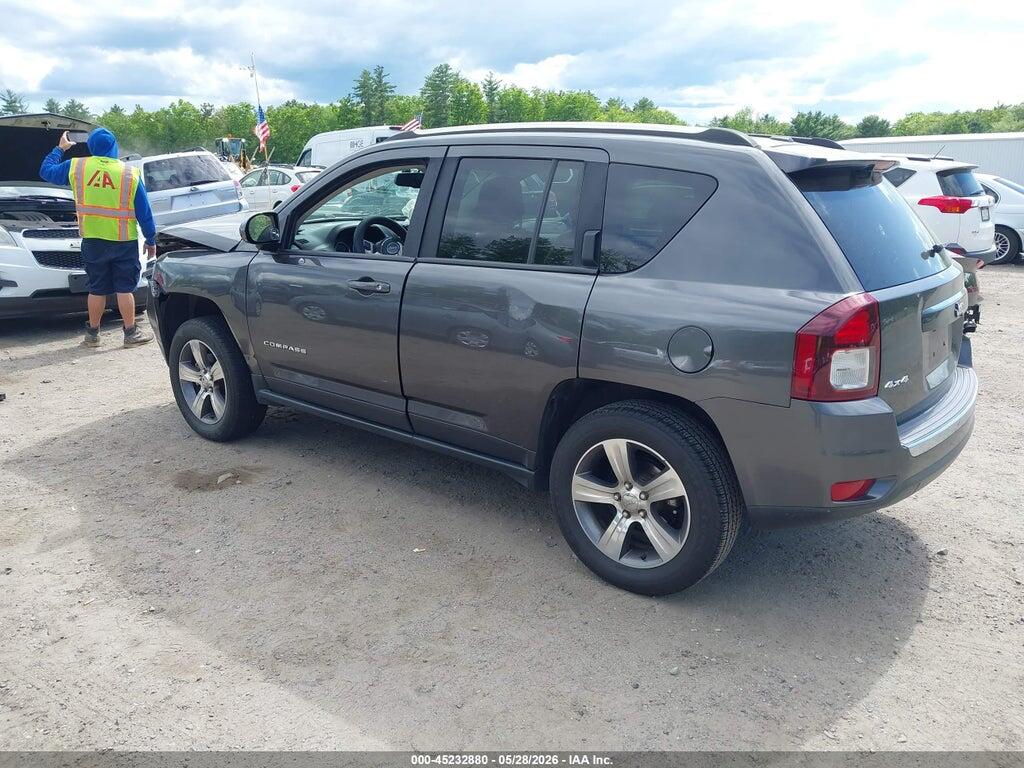 1C4NJDEB5HD113239 2017 JEEP COMPASS photo no. 3