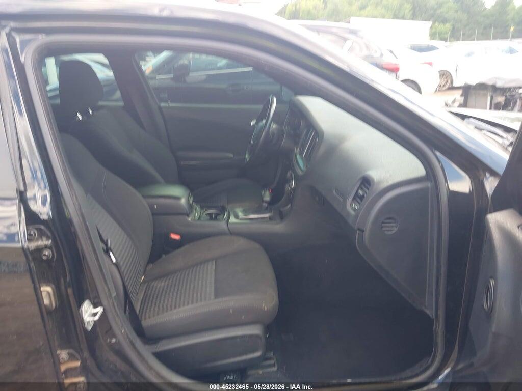 2C3CDXBGXKH685597 2019 DODGE CHARGER photo no. 5