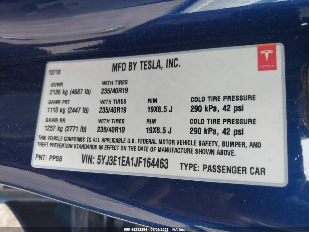 5YJ3E1EA1JF164463 2018 TESLA MODEL 3 photo no. 9