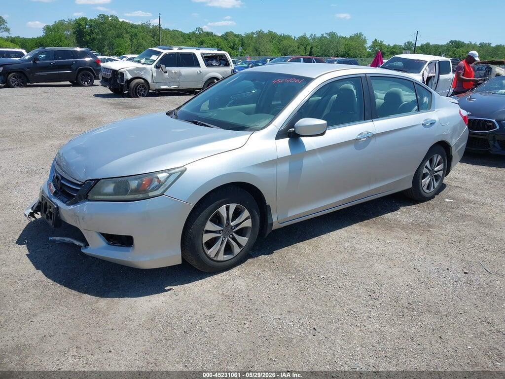 1HGCR2F39DA160458 2013 HONDA ACCORD photo no. 2