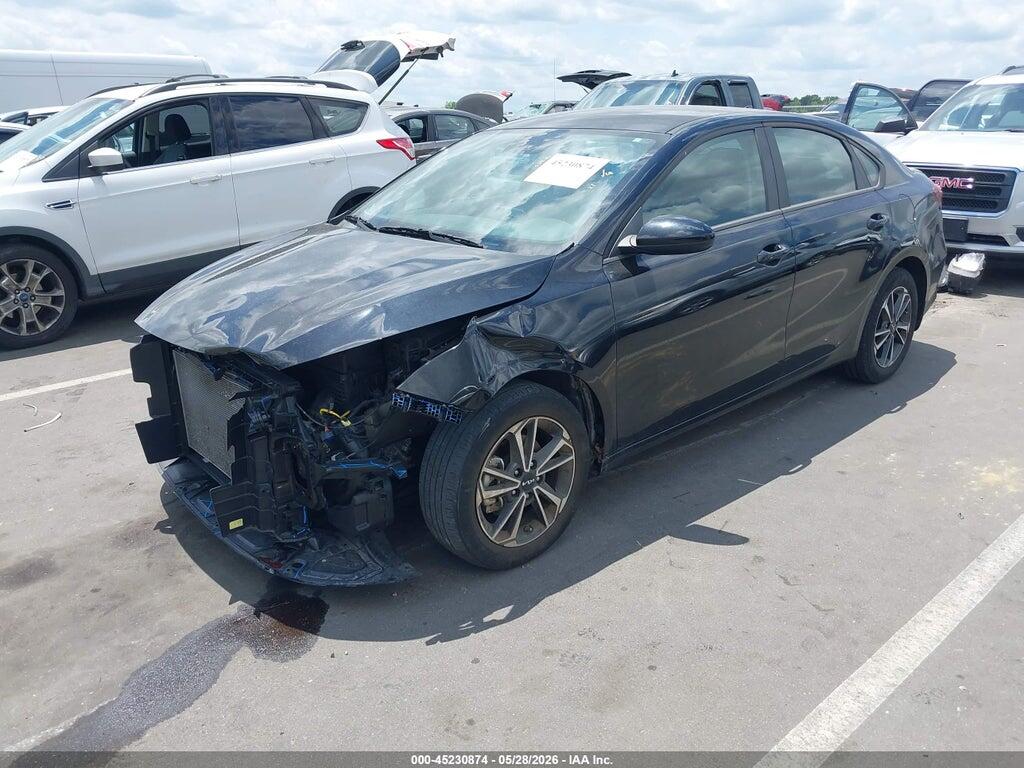 3KPF24AD9PE688918 2023 KIA FORTE photo no. 2