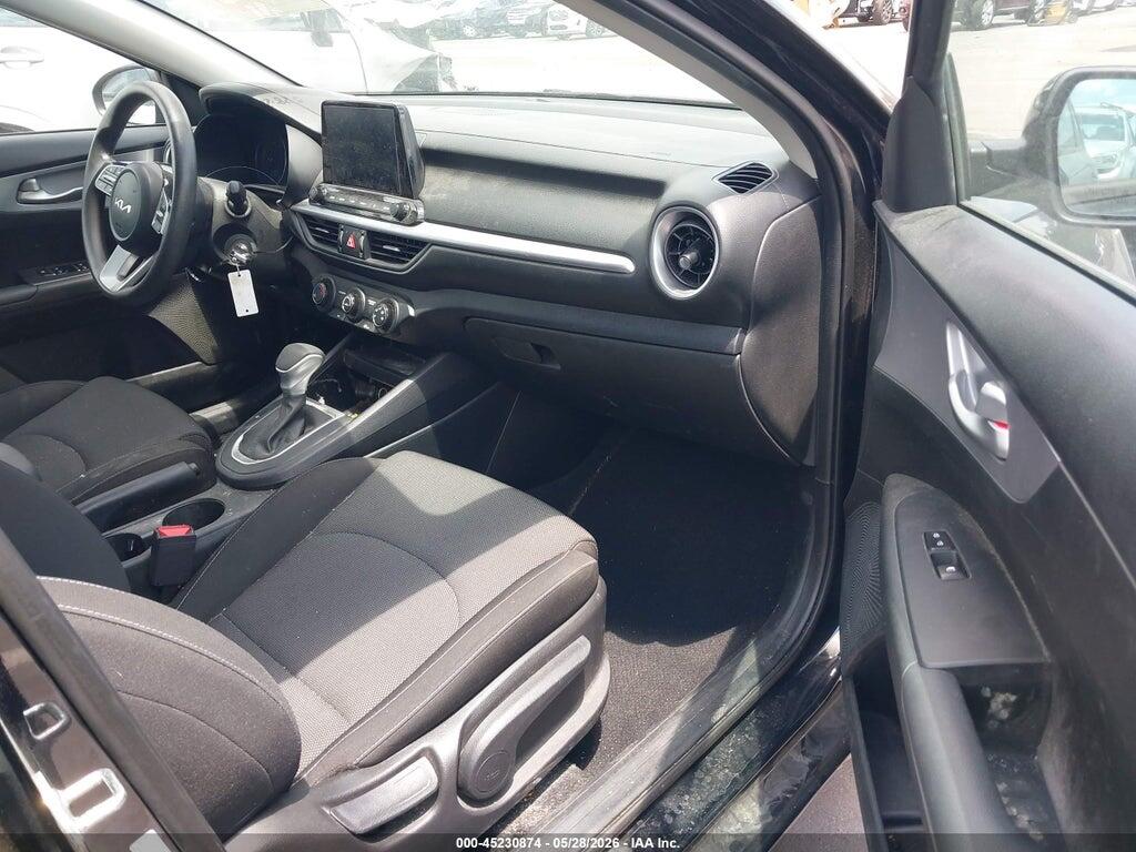 3KPF24AD9PE688918 2023 KIA FORTE photo no. 5