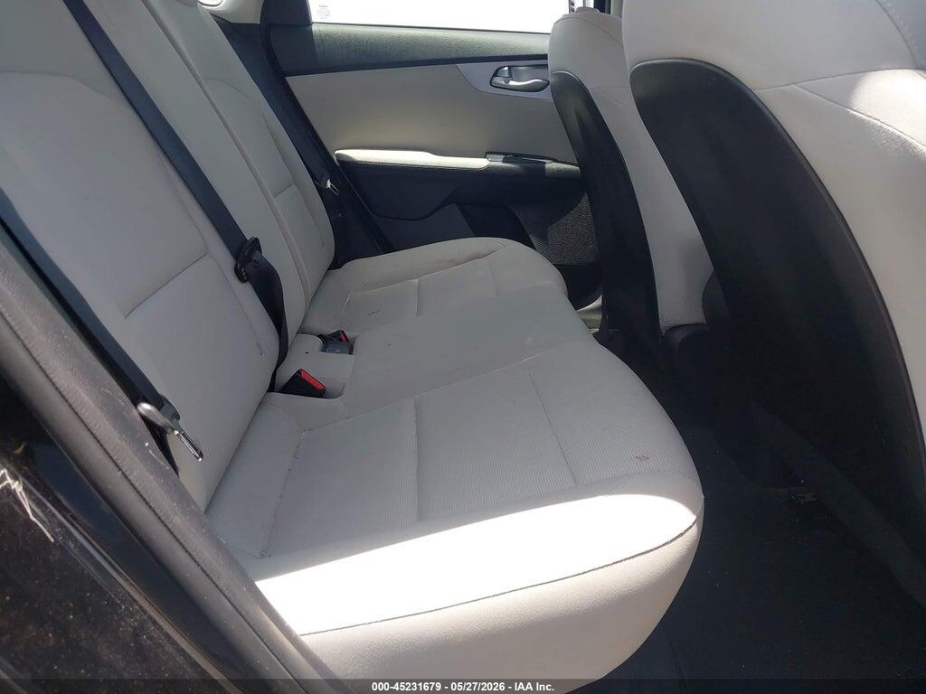 3KPF24AD0NE468595 2022 KIA FORTE photo no. 8