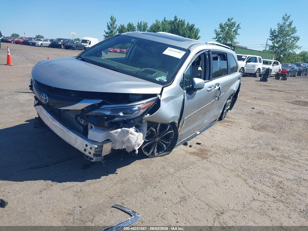 5TDESKFC8SS175867 2025 TOYOTA SIENNA photo no. 2