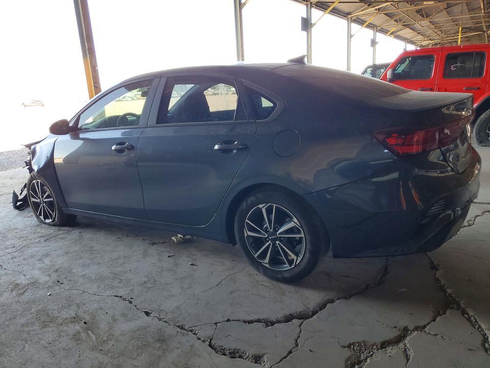 2023 KIA FORTE LXS — Фото 2 из 12
