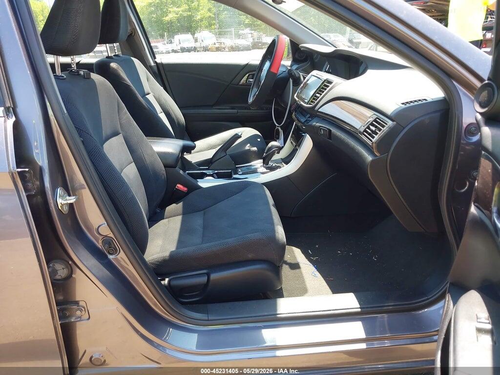 1HGCR2F75HA219952 2017 HONDA ACCORD photo no. 5