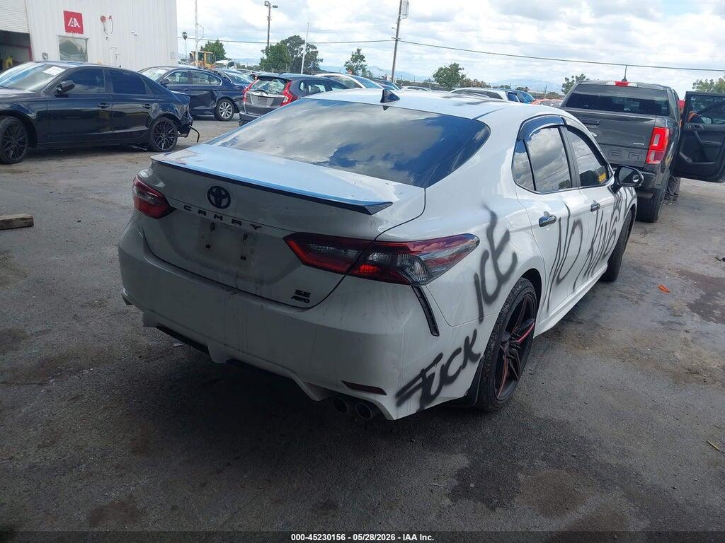 4T1G11BK7MU045298 2021 TOYOTA CAMRY photo no. 4
