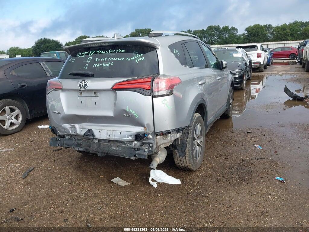 2T3WFREV2GW271813 2016 TOYOTA RAV4 photo no. 4