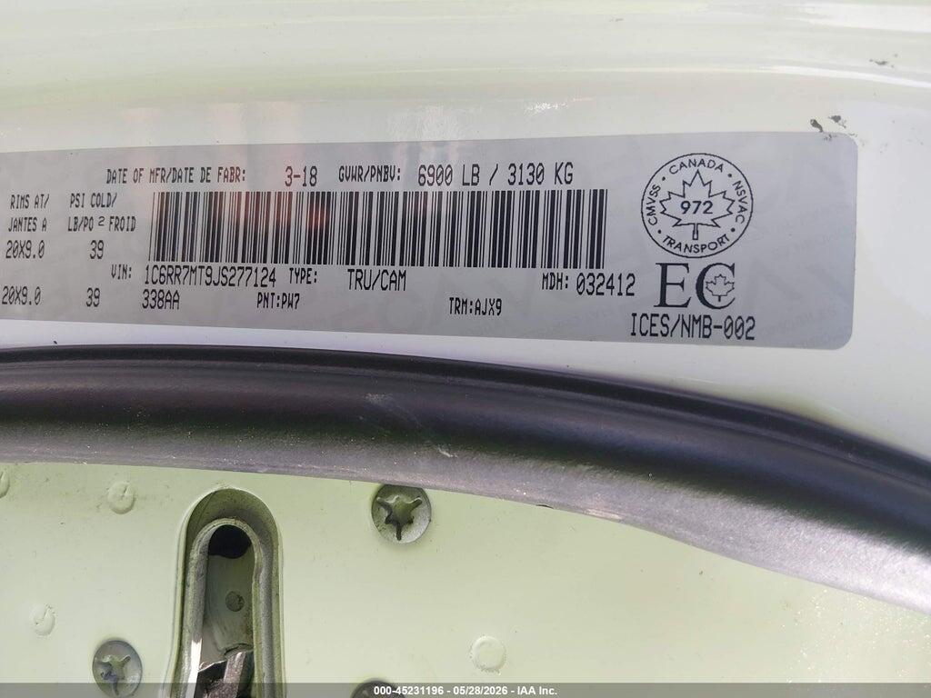 1C6RR7MT9JS277124 2018 RAM 1500 photo no. 9