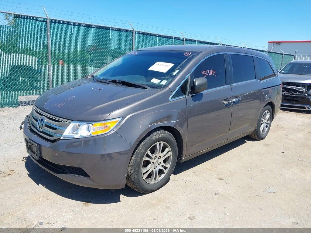 5FNRL5H42DB077706 2013 HONDA ODYSSEY photo no. 2