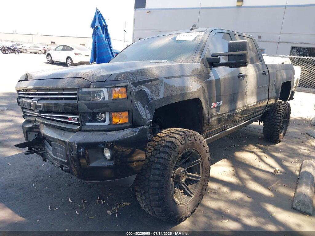 1GC1KWE86GF235963 2016 CHEVROLET SILVERADO 2500HD photo no. 2