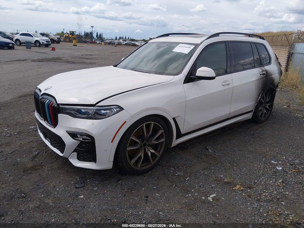 5UXCX6C00M9E30976 2021 BMW X7 photo no. 2