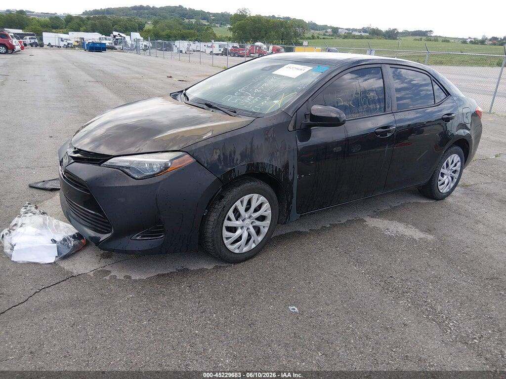 5YFBURHE2KP878149 2019 TOYOTA COROLLA photo no. 2
