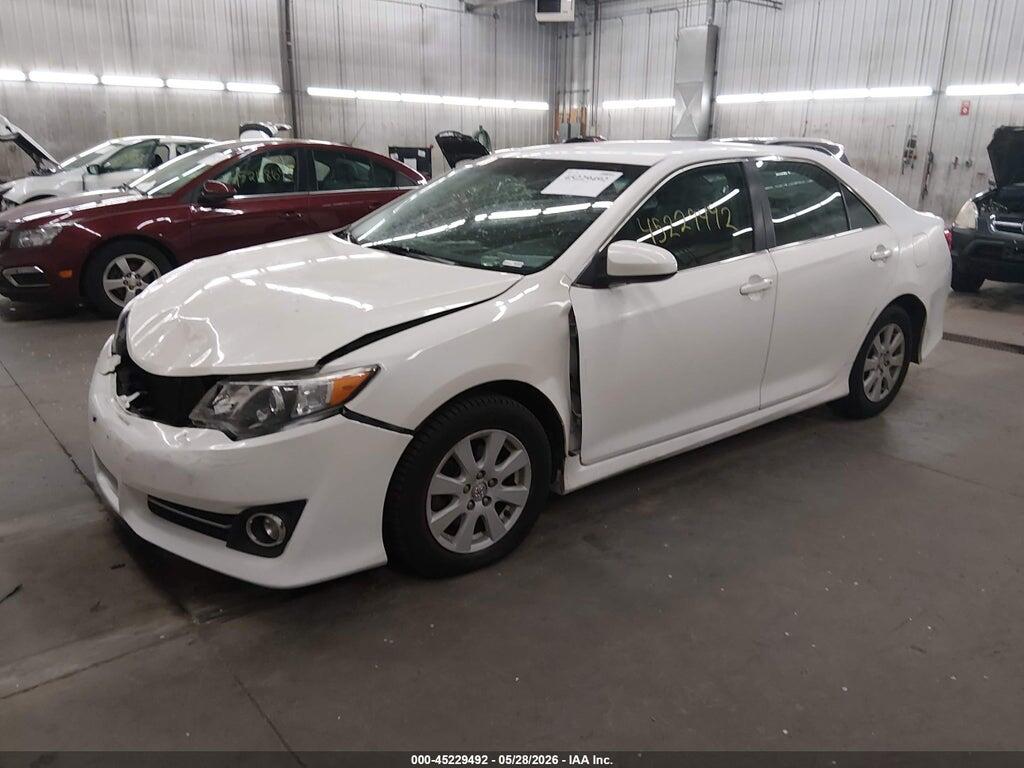4T1BF1FK7DU699272 2013 TOYOTA CAMRY photo no. 2