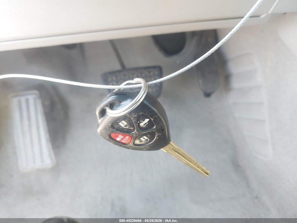 4T4BF3EK0BR098527 2011 TOYOTA CAMRY photo no. 11